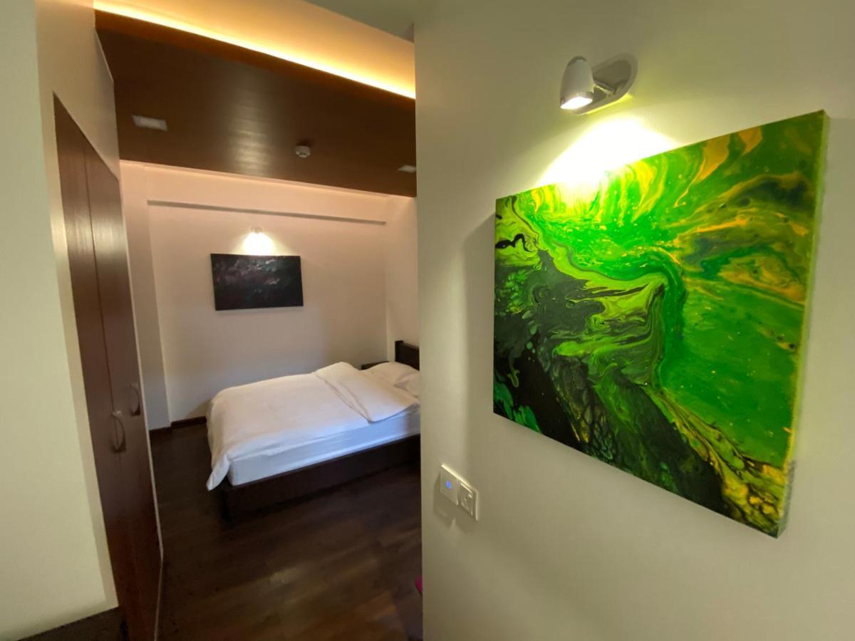 מאלה Luxury 3 Room Apartment By Oboe מראה חיצוני תמונה